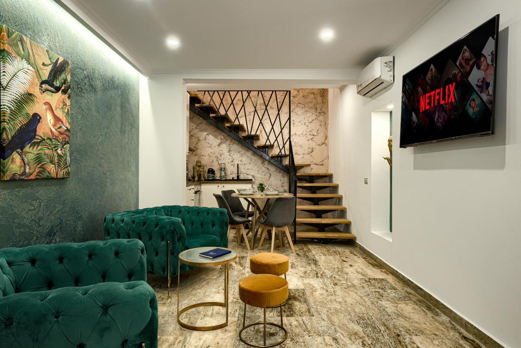 Sika Palladium Garden & Spa Central Apartment Арад Екстер'єр фото